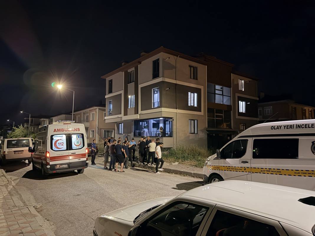 Eski eşini ve yanındaki erkeği pompalı tüfekle öldürdü! 2